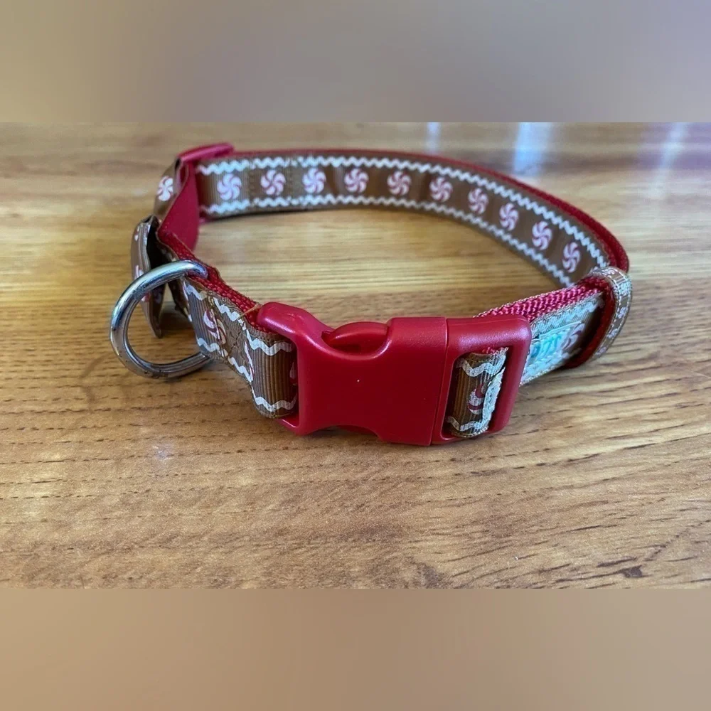 Martha Stewart Pets Peppermint Gingerbread Dog Collar With Bow Size L